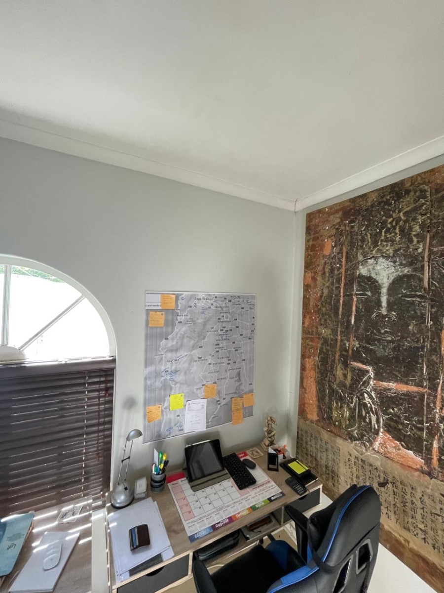 To Let 1 Bedroom Property for Rent in Harfield Village Western Cape